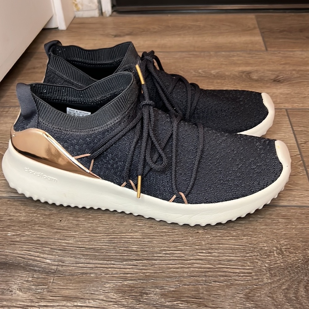 Womens ADIDAS Cloudfoam Shoe